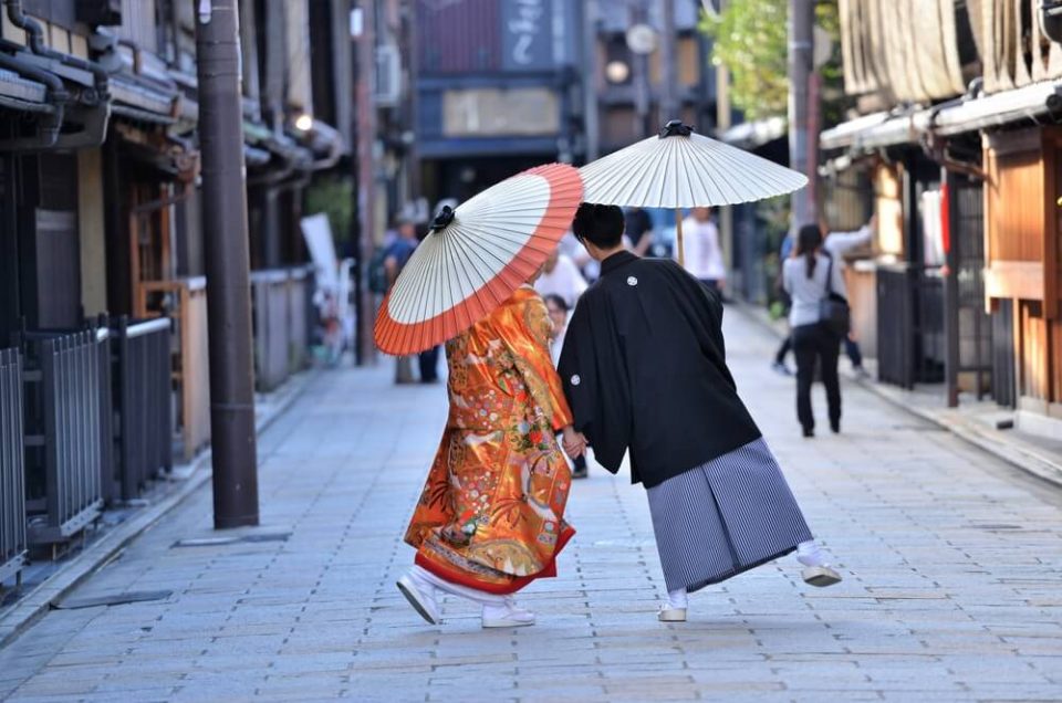 people in japanese kimono